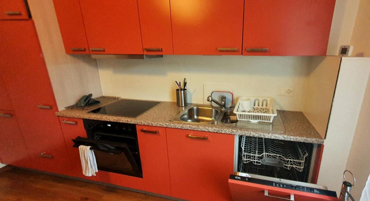 Sensi Living Station Apartman Pfäffikon Kültér fotó