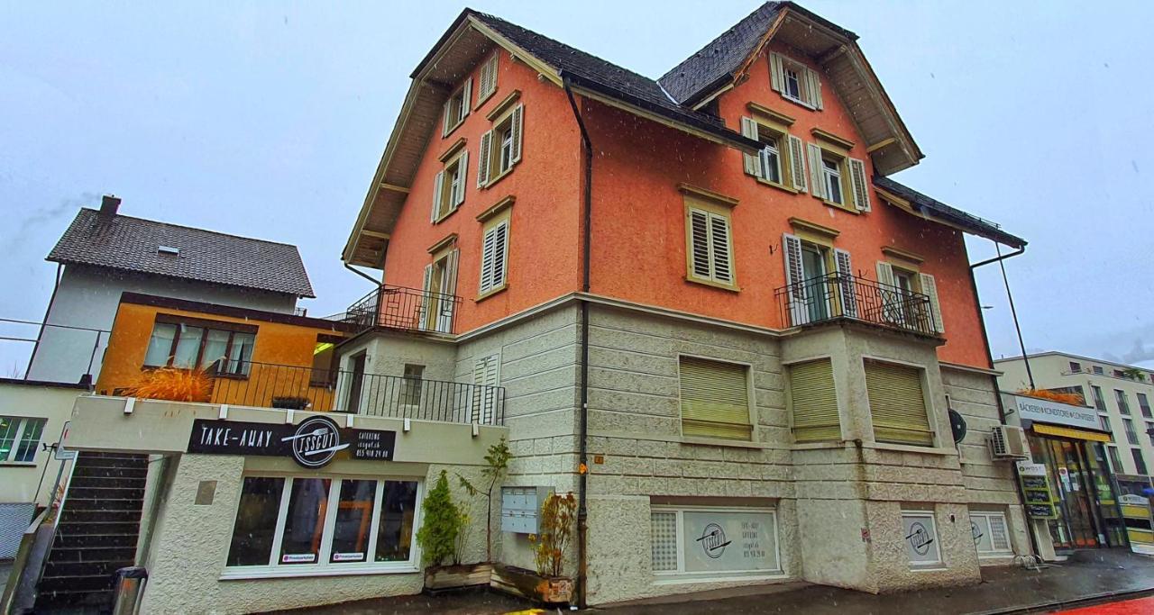 Sensi Living Station Apartman Pfäffikon Kültér fotó